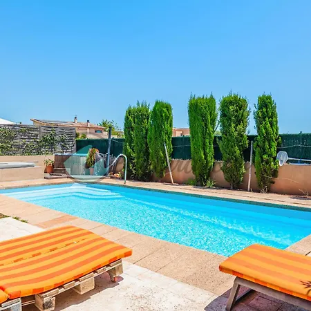 Holiday home Relax *